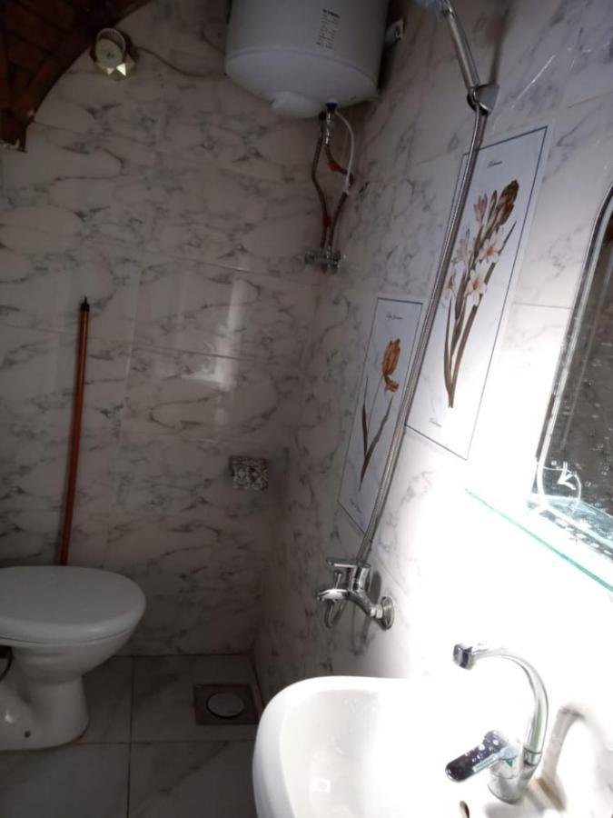 Bakar Guest House Aswan Bagian luar foto
