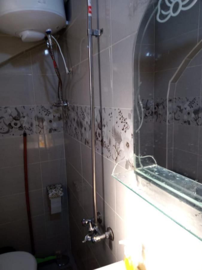 Bakar Guest House Aswan Bagian luar foto