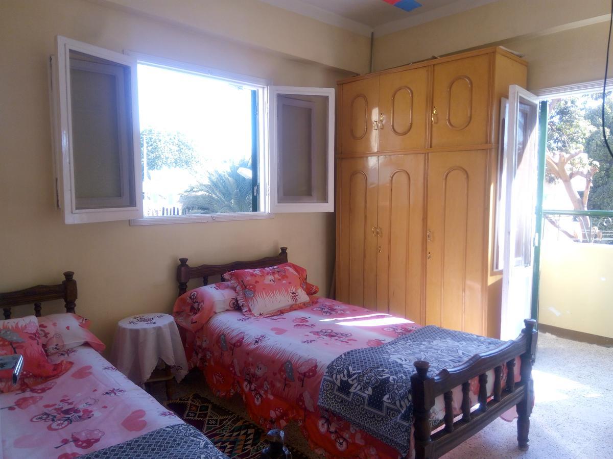 Bakar Guest House Aswan Bagian luar foto