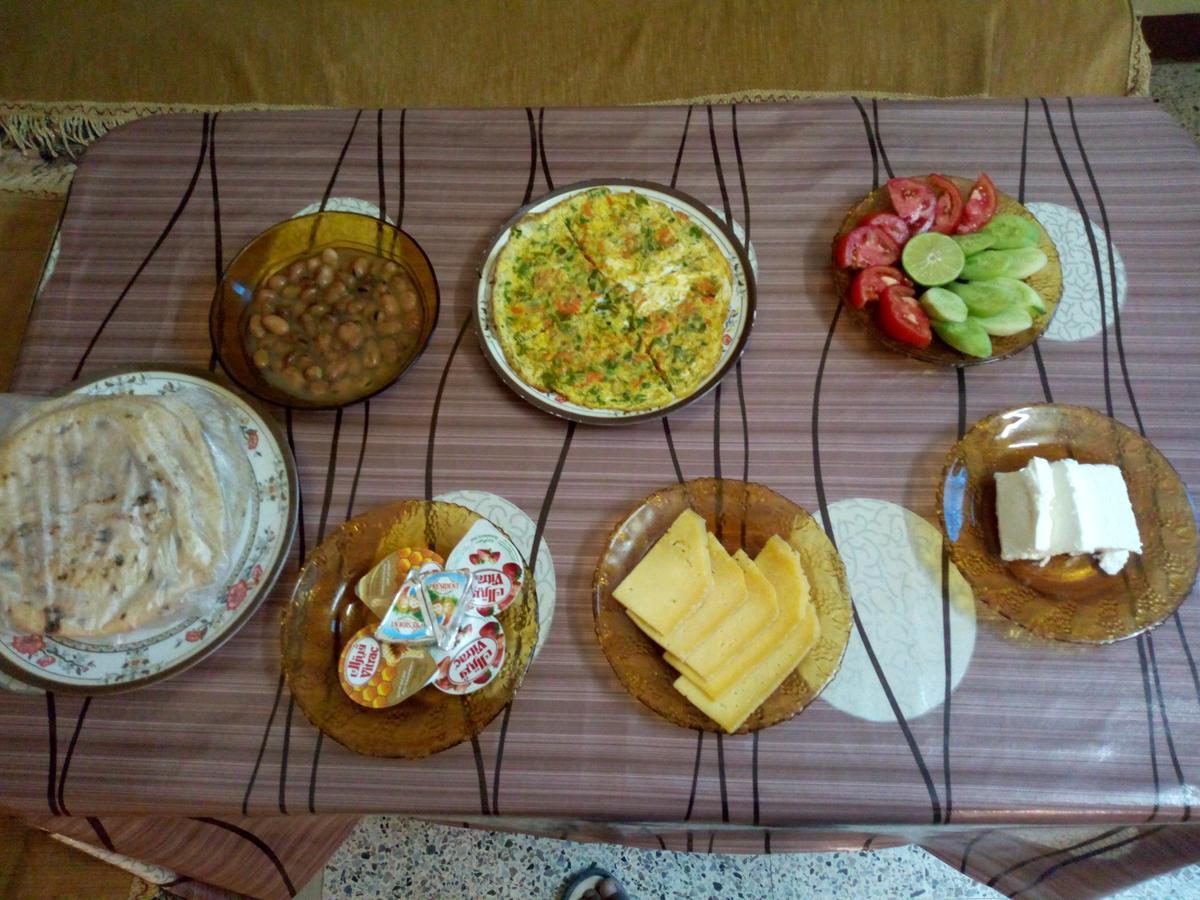 Bakar Guest House Aswan Bagian luar foto