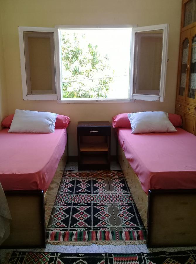 Bakar Guest House Aswan Bagian luar foto